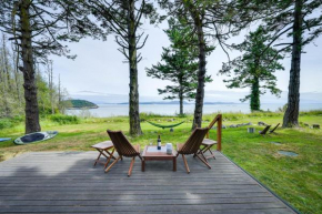 Decatur Island Hideaway with Sweeping San Juan Views